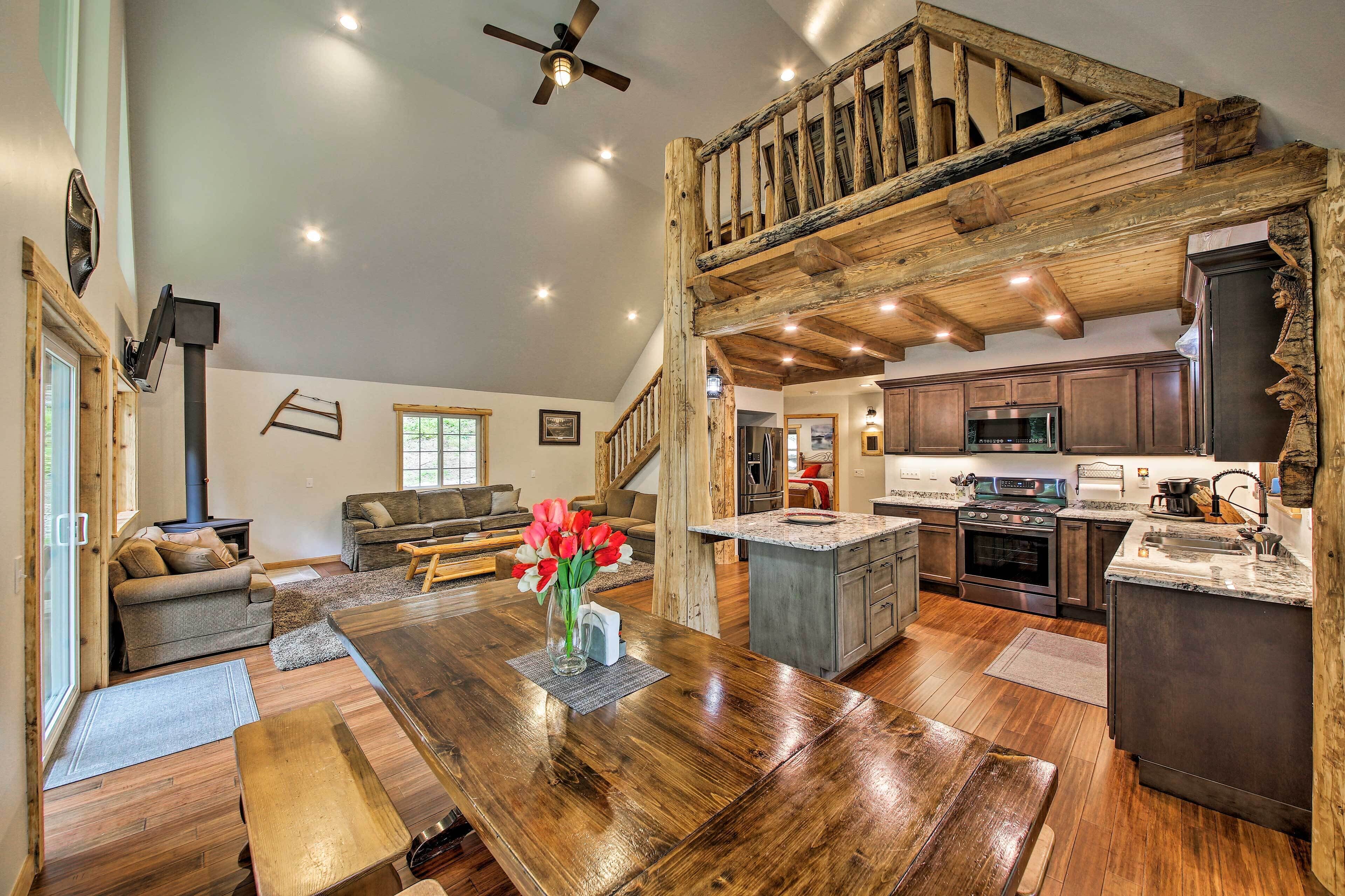 Spacious Cabin By Priest Lake & Elkins Resort