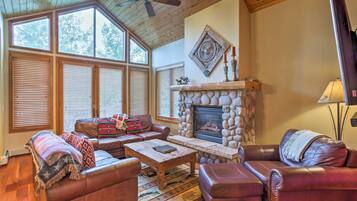 Apartemen (3 Bedrooms) | Bagian depan properti