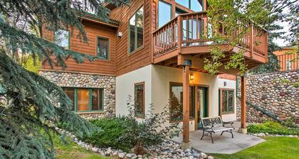Steamboat Springs Townhome: 1 Block to Ski Lifts!