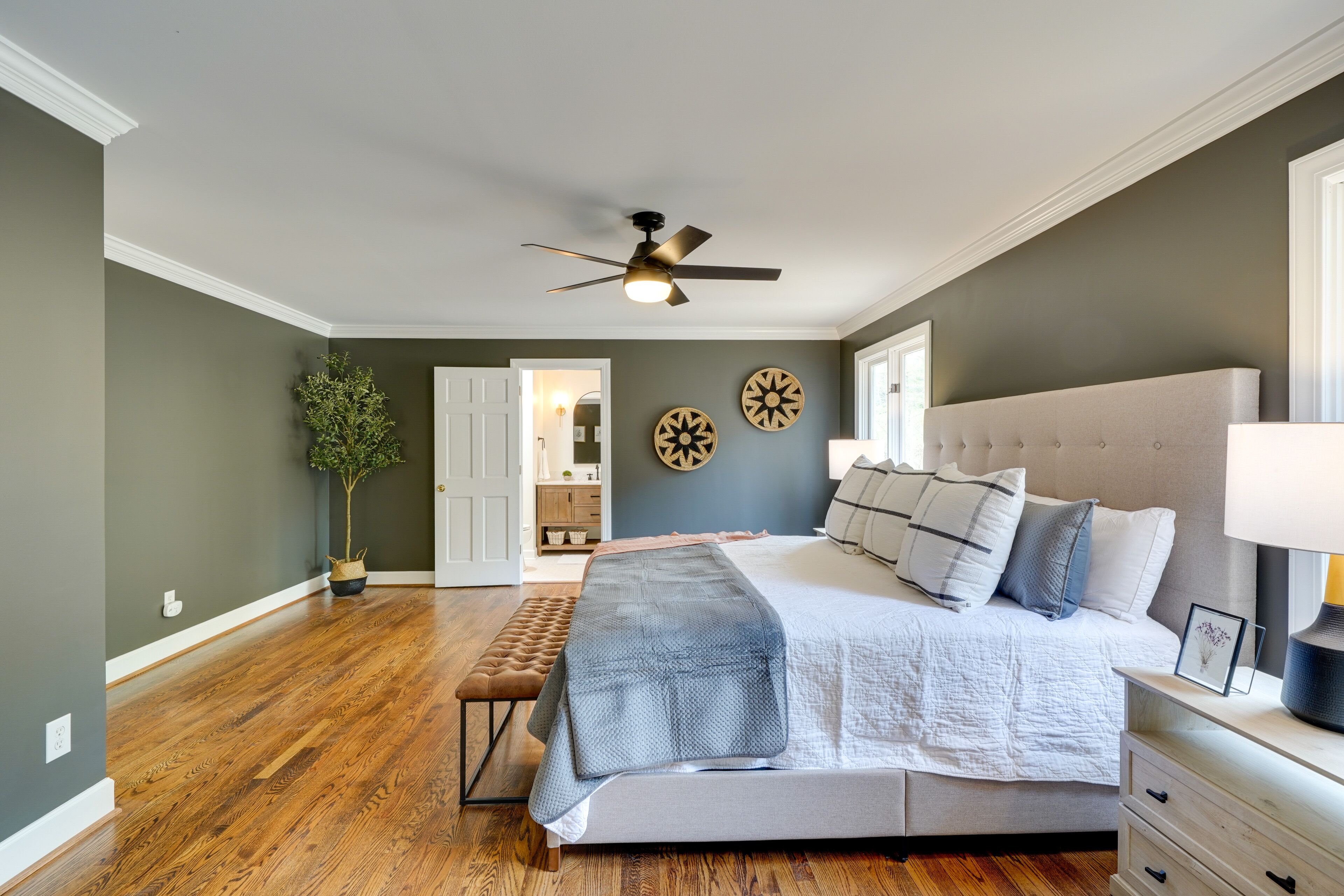 House (4 Bedrooms) | 4 bedrooms, iron/ironing board, free cribs/infant beds, bed sheets