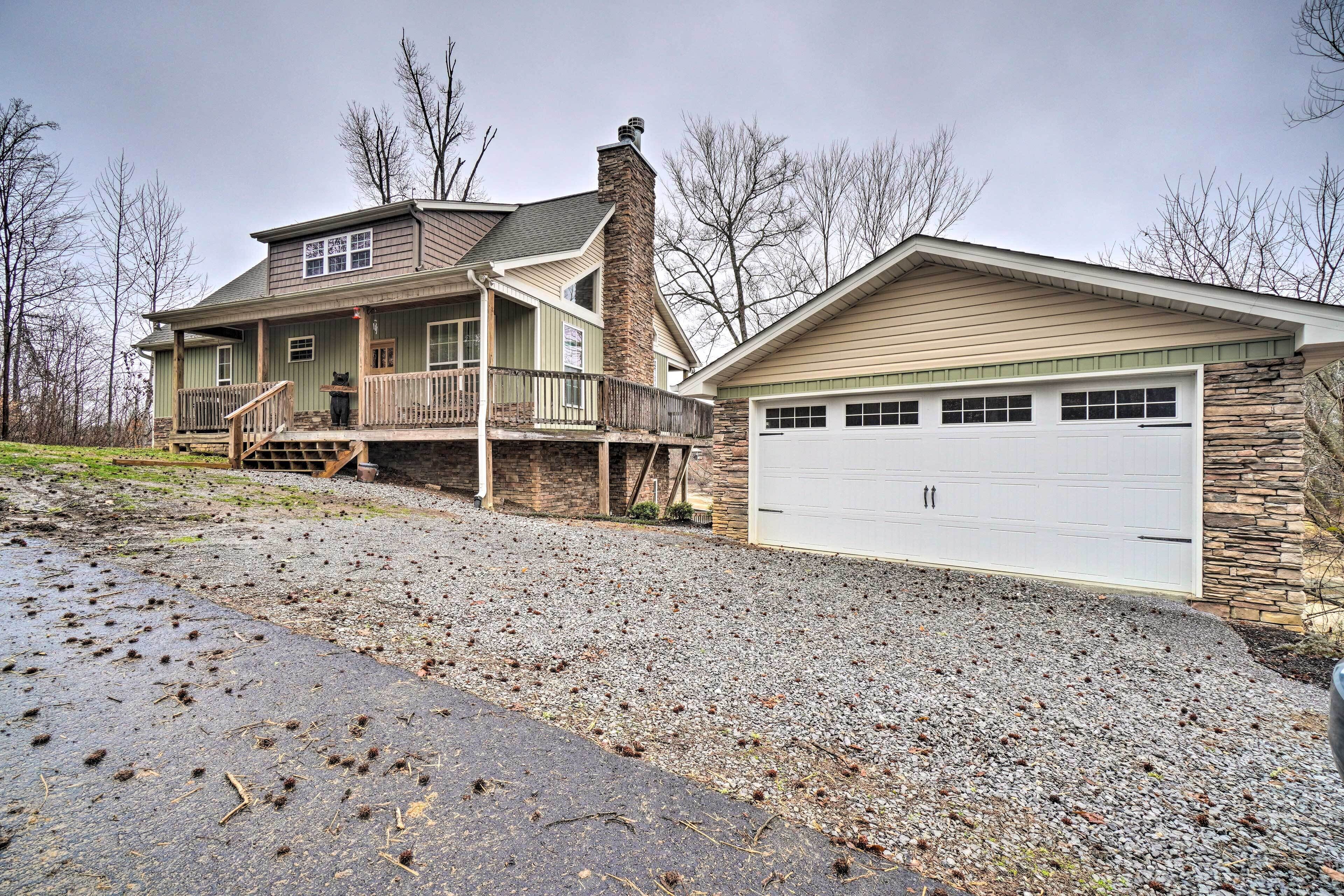 House (2 Bedrooms) | Interior