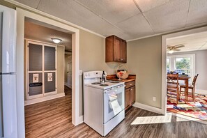 House (3 Bedrooms) | Interior