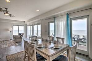 Apartment (3 Bedrooms) | Interior - Waterfront Sanctuary w/ Panoramic Bay Views! (Cape May Court House)