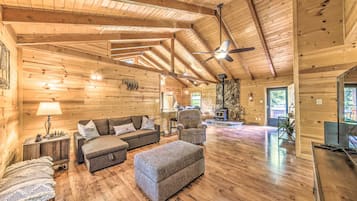 House (2 Bedrooms) | Front of property