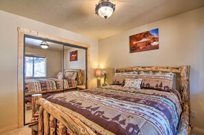 House (2 Bedrooms) | Interior - Whistling Woods Cabin: Meadow Views + Gas Grill! (Duck Creek Village)