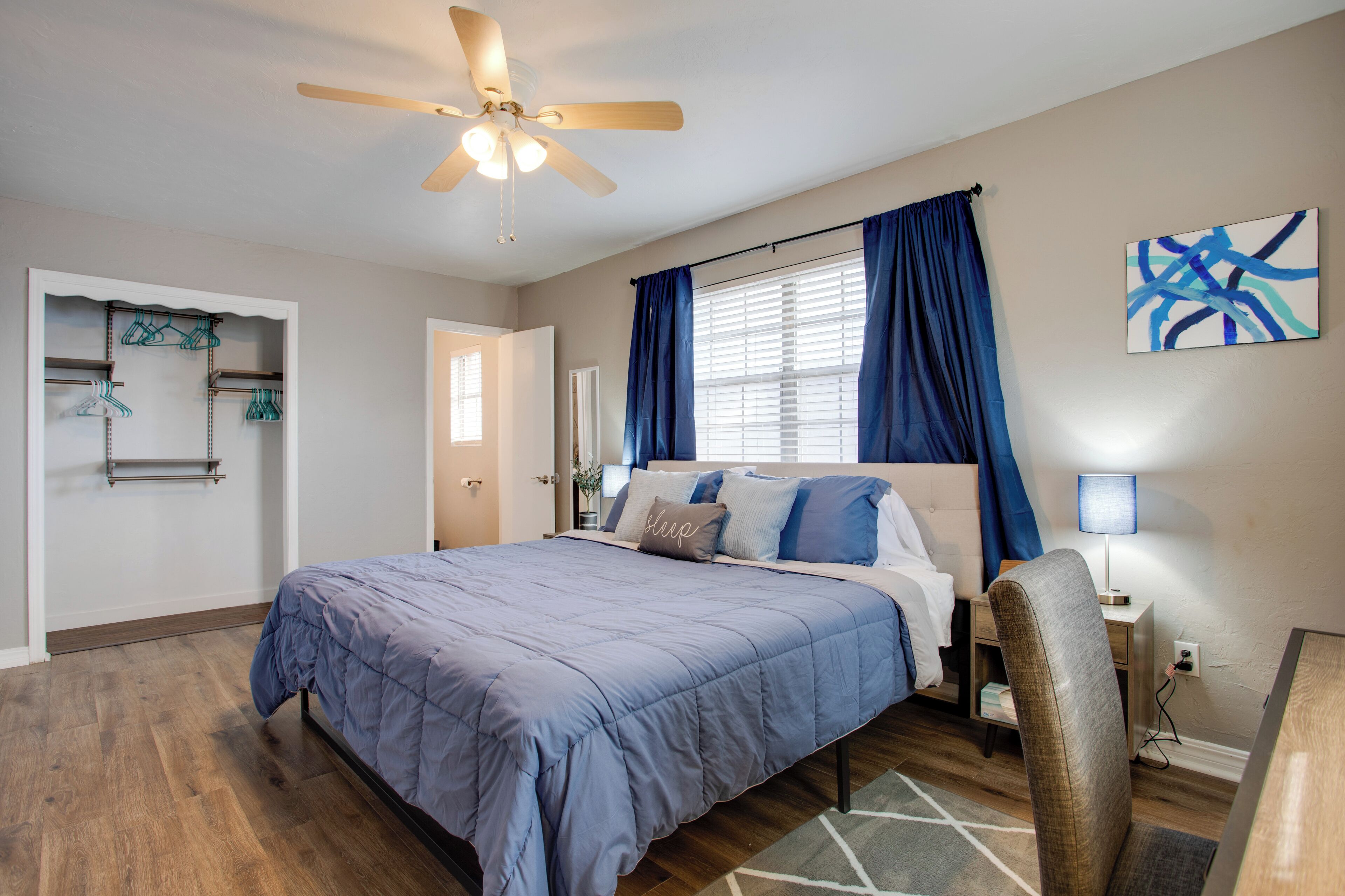 House (3 Bedrooms) | Interior