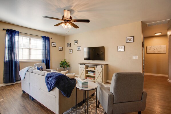 Casa (3 Bedrooms) | Vista frontal de la propiedad