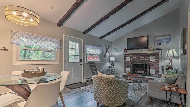 Cottage (2 Bedrooms) | Interior