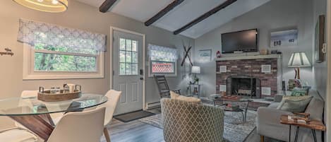 Cottage (2 Bedrooms) | Interior