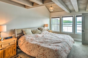 House (4 Bedrooms)