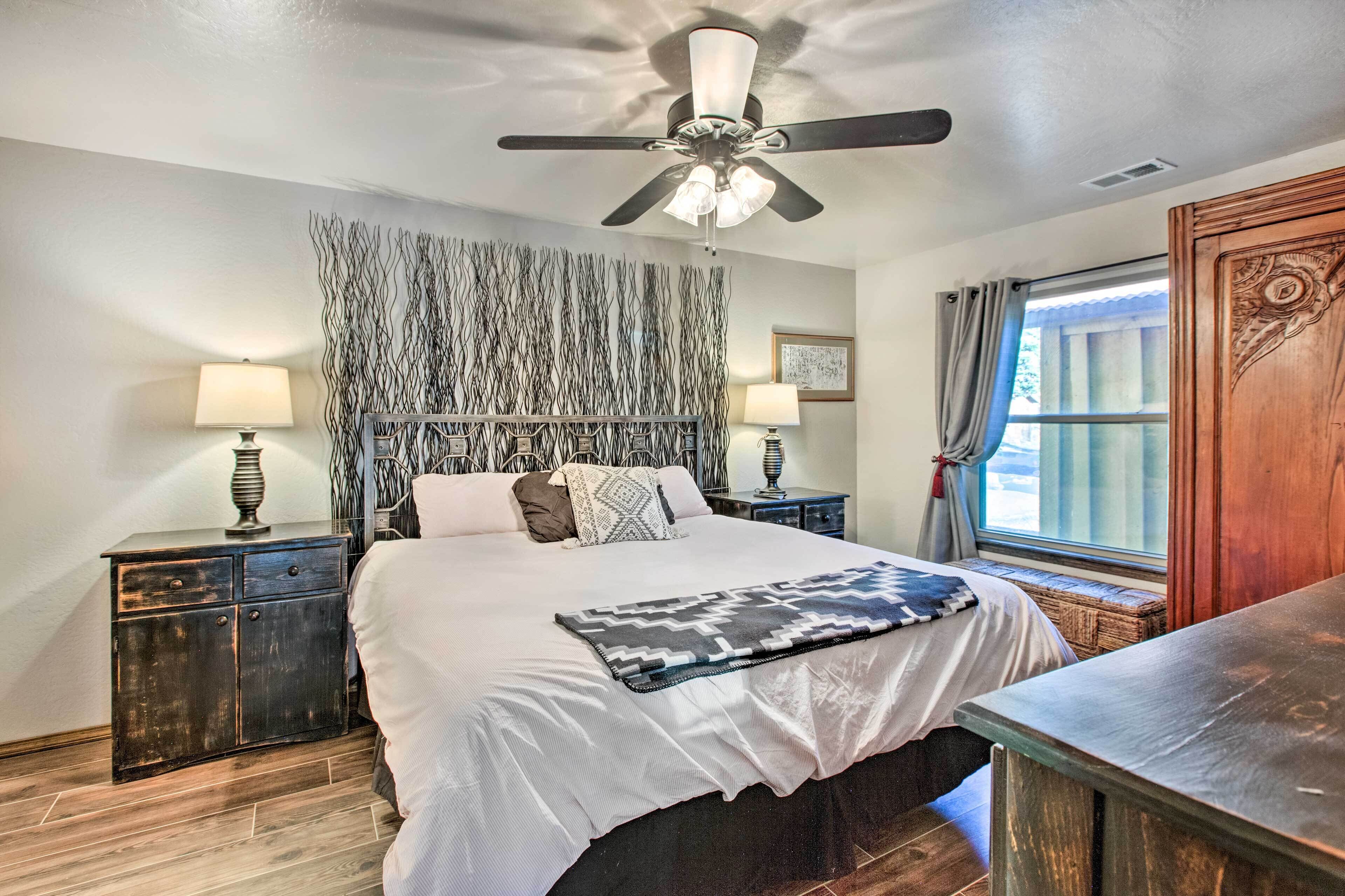 House (3 Bedrooms) | Interior