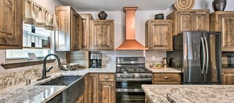 Unique Mtn Getaway w/ Stunning Outdoor Area!