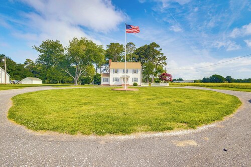 Updated Cape Charles Home ~ 2 Mi to Beachfront!