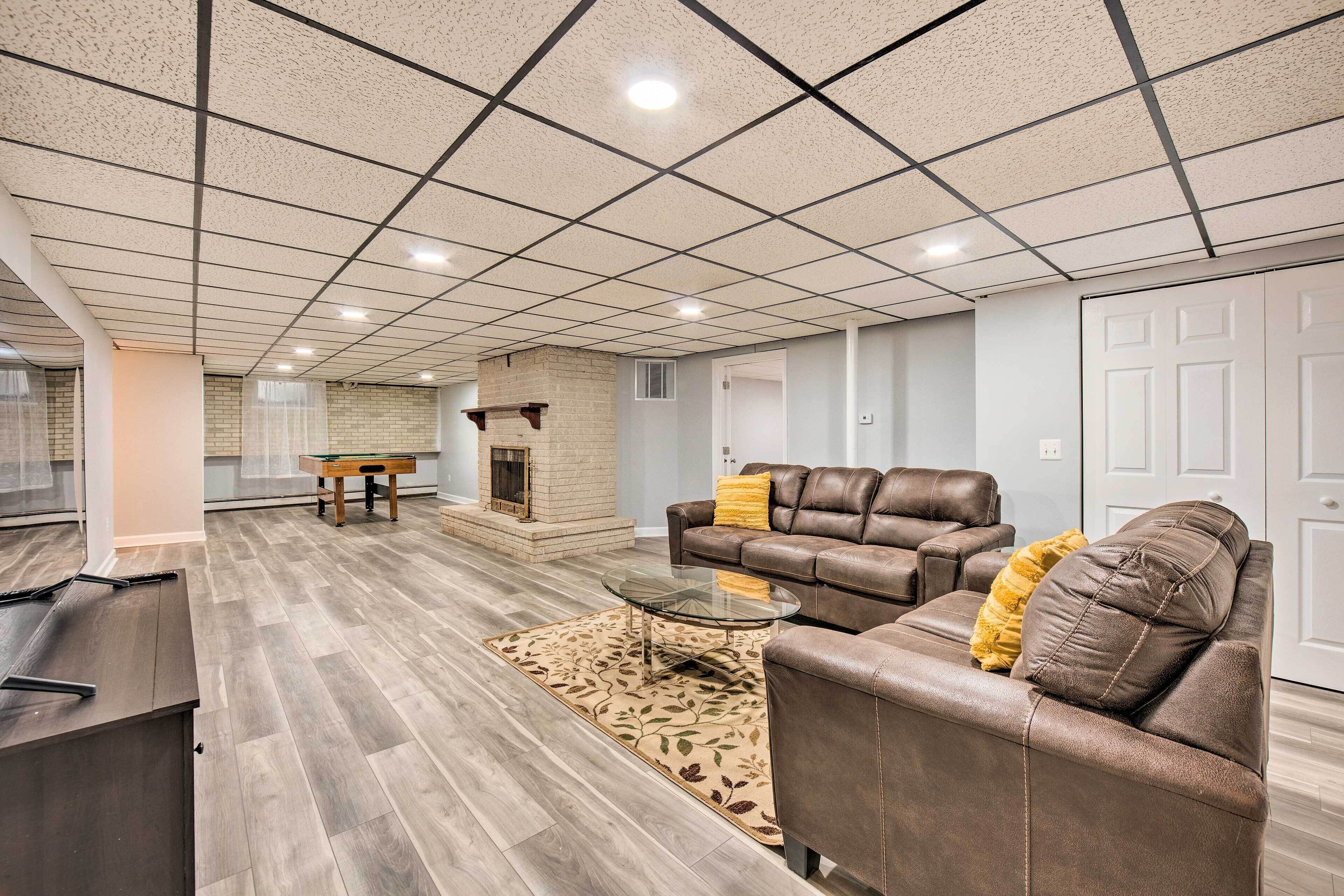 House (5 Bedrooms) | Interior