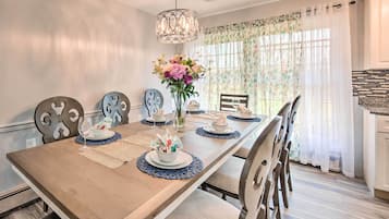 Rumah (5 Bedrooms) | Interior