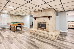 House (5 Bedrooms) | Interior