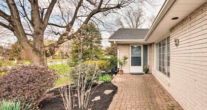 Updated Home w/ Pool Table ~ 4 Mi to Hershey!
