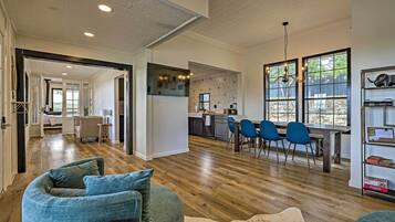 Nhà (2 Bedrooms) | Nội thất