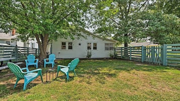 Cottage (3 Bedrooms) | Front of property