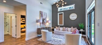 Upscale & Quiet Paducah Retreat on 15 Acres!