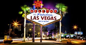 Point of interest - Studio in Vegas! with a Shuttle to the Strip and Parking! (Las Vegas)