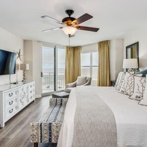 3 bedrooms, free WiFi, bed sheets, wheelchair access - Elegant 3/3 Condo With Panoramic Views!!! (Pensacola)