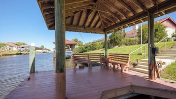 House (3 Bedrooms) | Property amenity