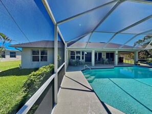 Piscina externa, piscina aquecida