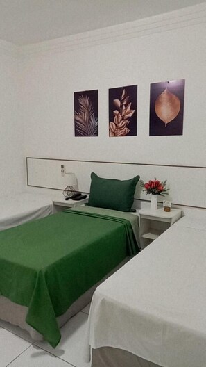 Allergikerbettwaren, Minibar, Schreibtisch