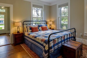 House (2 Bedrooms) | Interior - Gas Grill & Private Yard: Home in Bellville (Bellville)