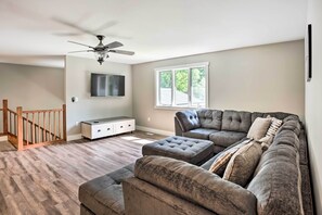 Rumah (6 Bedrooms) | Interior