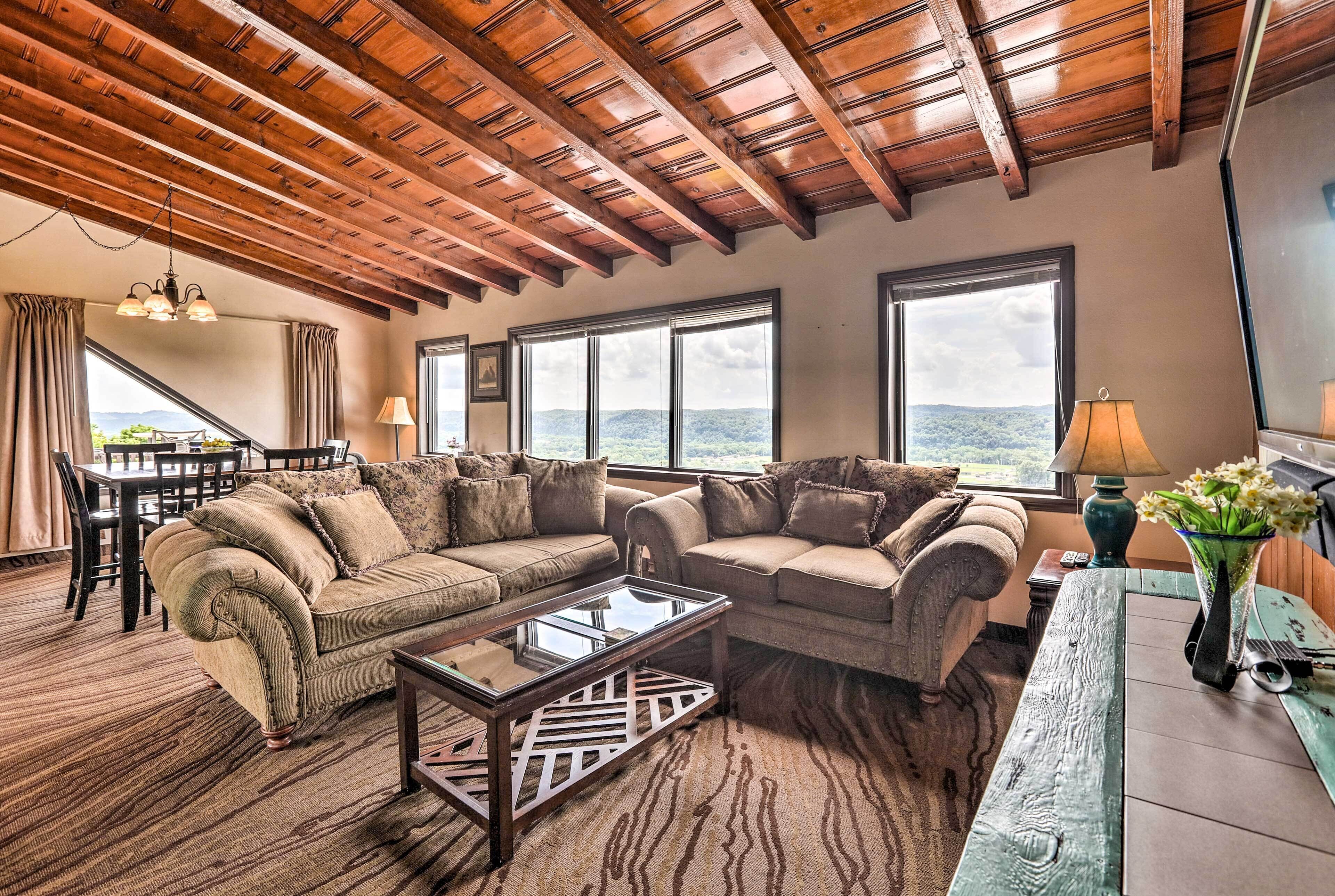 Burkesville Apt w/ Pool ~ 16 Mi to Dale Hollow!