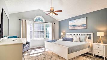 House (5 Bedrooms) | Interior