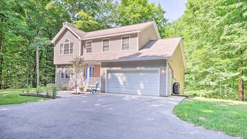 House (5 Bedrooms) | Interior