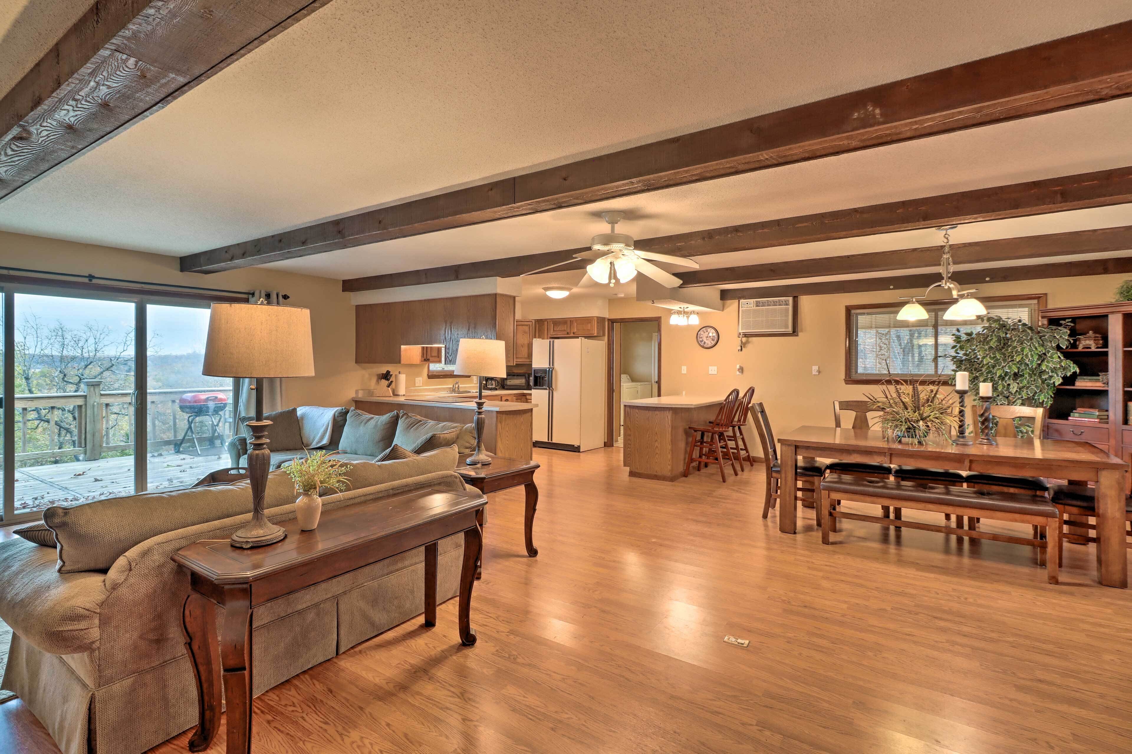 Charming Mountain Home Retreat w/ Lake Views!