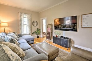 House (3 Bedrooms) | Interior - Bright Clear Lake Getaway, 4 Blocks to Downtown! (Clear Lake)