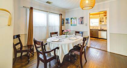 Charming Historic Houston Home w/ Yard!