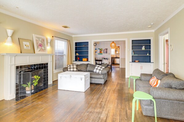 House (2 Bedrooms) | Interior