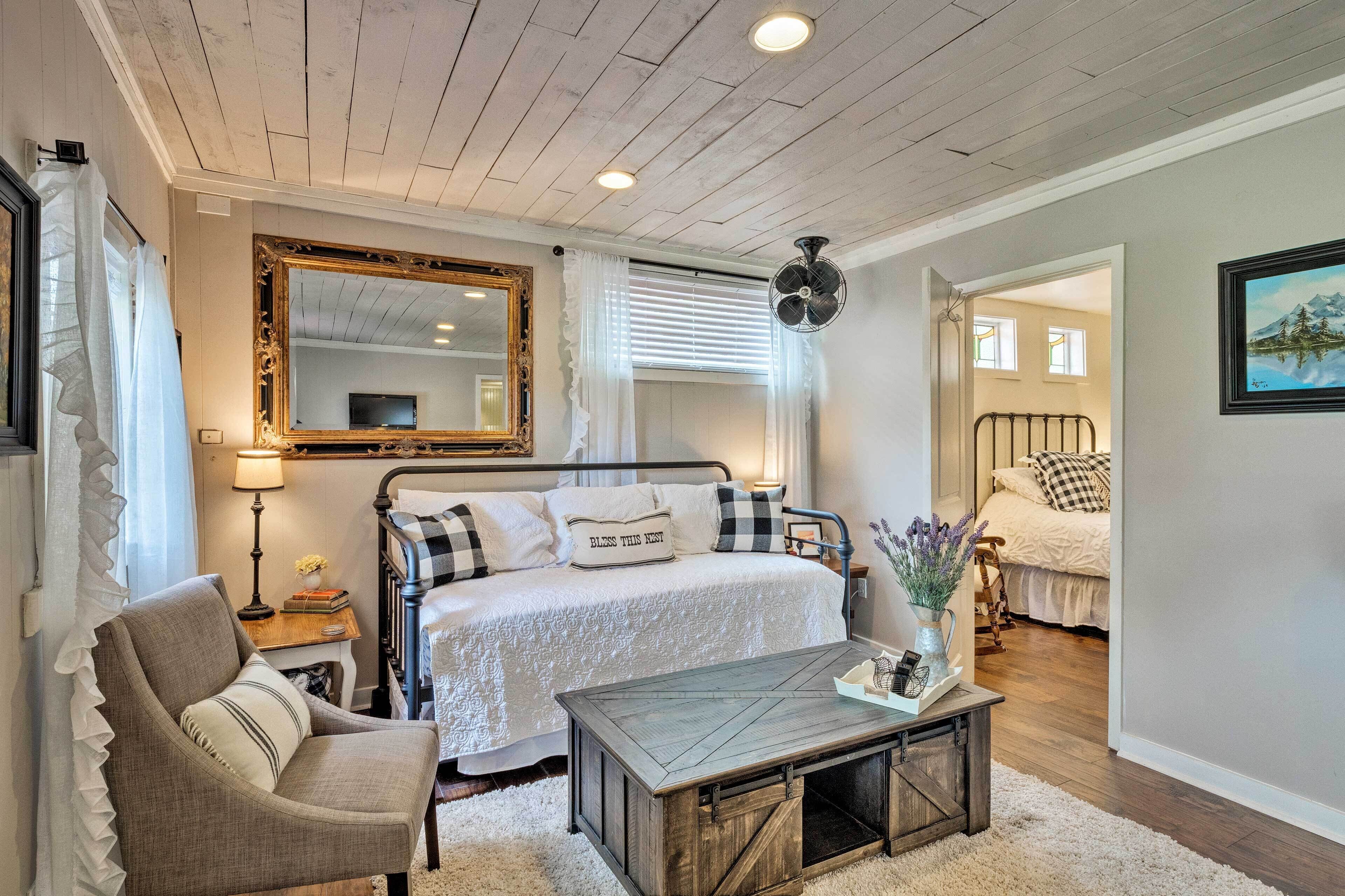 Charming Lake Travis Cottage 20mi to Dtwn Austin