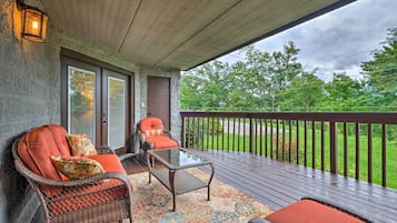 Apartment (2 Bedrooms) | Terrace/patio