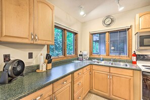 Nhà (3 Bedrooms) | Nội thất