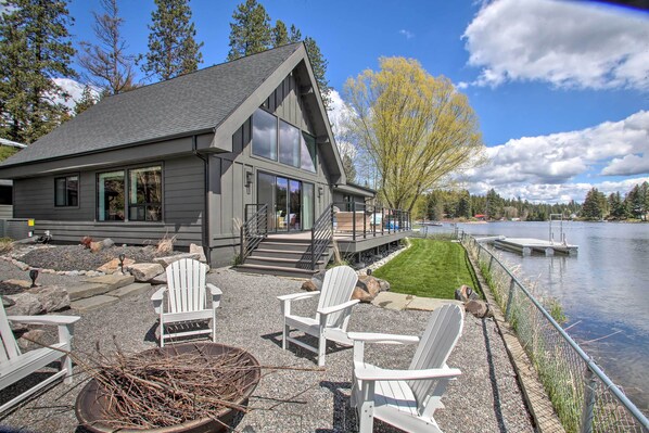 House (4 Bedrooms) | Interior - A Contemporary Dream: Lakefront Rathdrum Oasis! (Rathdrum)