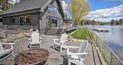 A Contemporary Dream: Lakefront Rathdrum Oasis!