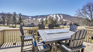 Unclassified image, 3 of 27, button - Charming Townhome - Walk to Greek Peak Mountain! (Cortland)