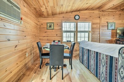 Cozy Cabin in Parsons: Hike, Fish & Explore!