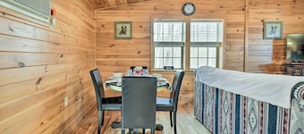 Cozy Cabin in Parsons: Hike, Fish & Explore!