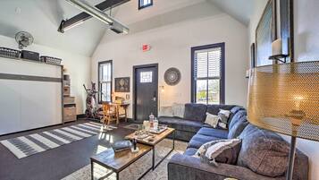 House (1 Bedroom) | Interior