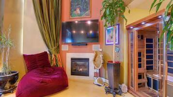 Apartment (0 Bedroom) | Interior