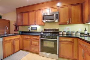 Apartment (0 Bedroom) | Interior