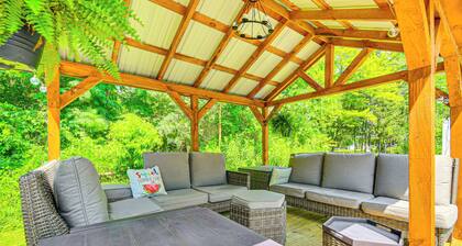 Walk to Owasco Lake: Auburn Home w/ Hot Tub